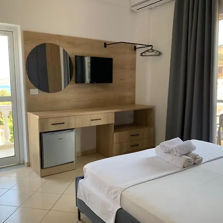 Hotel Ambra 3*