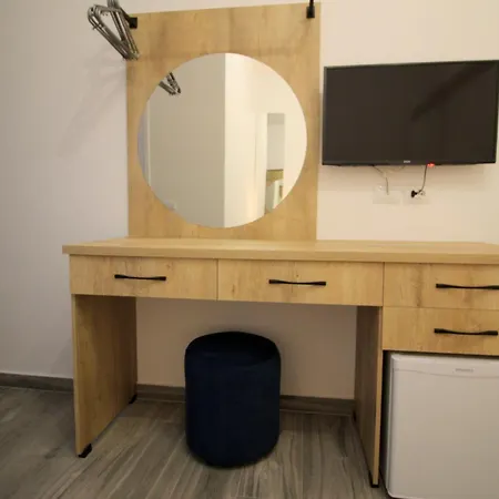 Отель Ambra Ксамил